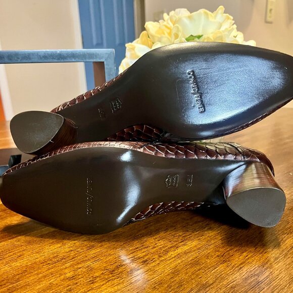 Brand New Donald J Pilner Dark Brown Croco-Embossed Leather Ankle Boots Size 8.5 - Picture 6 of 8